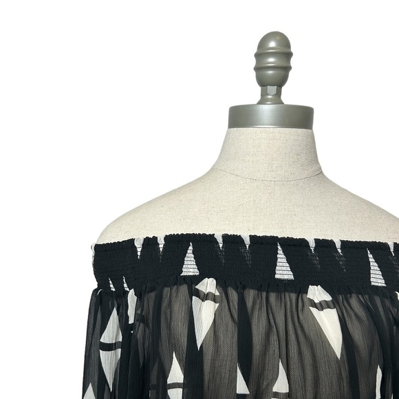 H&M Black White Printed Off The Shoulder Long Sleeve Beachy Sheer Blouse Size 6 - Picture 4 of 10